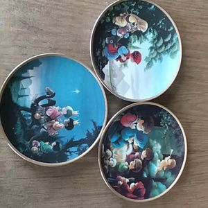 Precious Moments Bible story plates